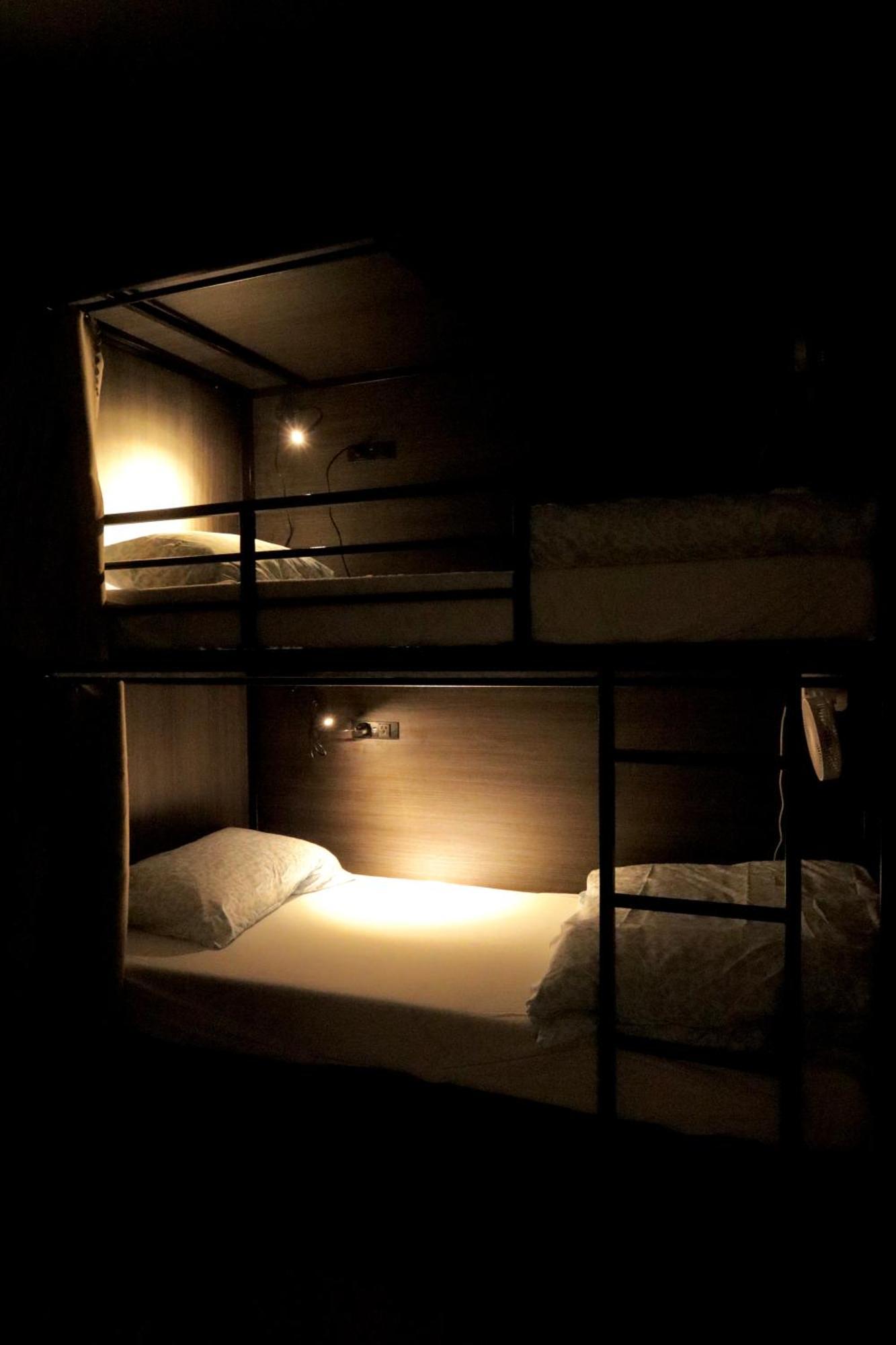 Hostel Ritz For Backpackers Melbourne City Exterior foto